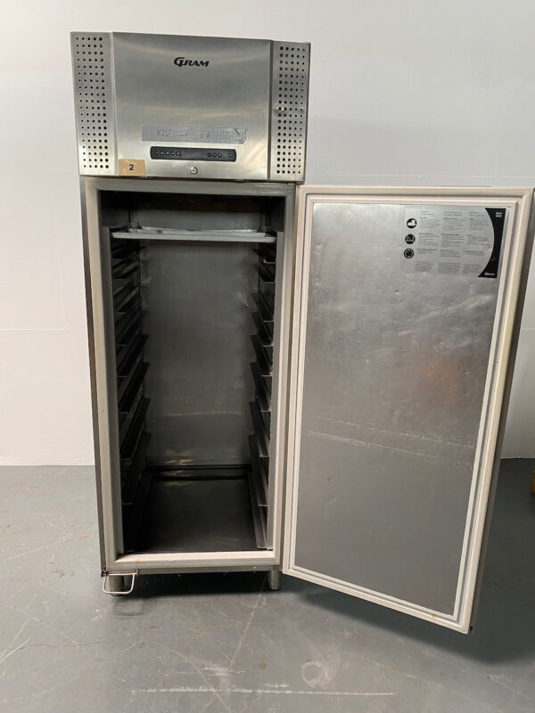Refrigeration equipment